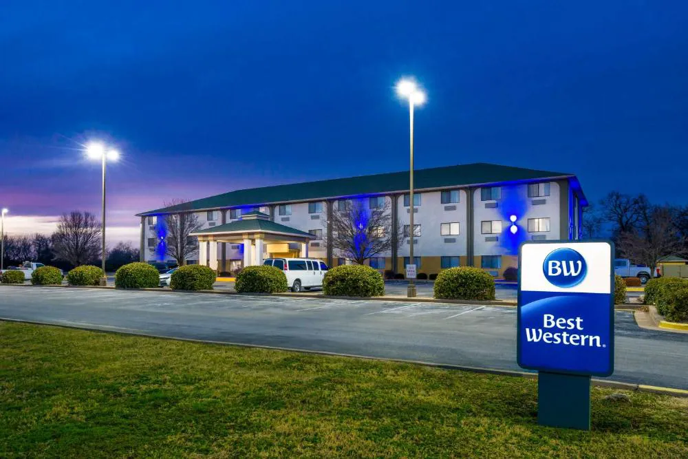 Best Western Big Spring Lodge hotel hero