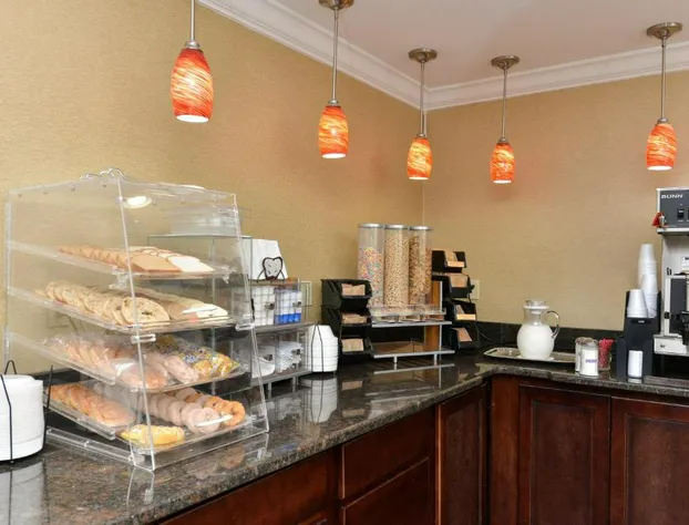 Red Roof Inn Dalton hotel detail image 4