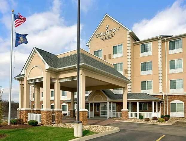 Country Inn & Suites by Radisson, Washington at Meadowlands, PA hotel detail image 1