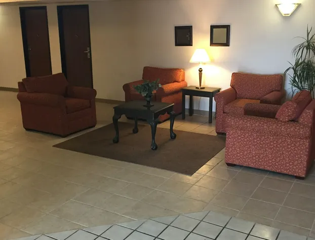 Luxury Inn & Suites hotel detail image 4