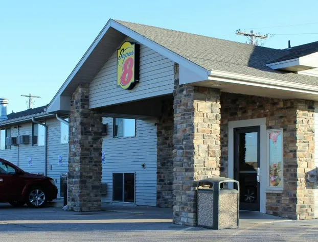 Super 8 by Wyndham Kearney hotel detail image 3