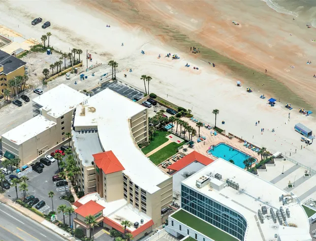 Holiday Inn & Suites Daytona Beach on the Ocean by IHG hotel detail image 3