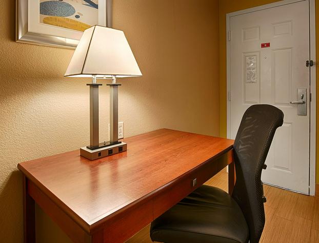 Best Western Plus Sutter House hotel detail image 3