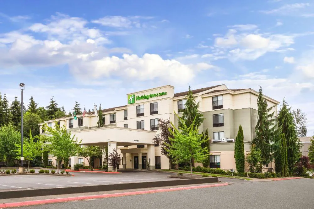 Holiday Inn & Suites Bothell by IHG hotel hero