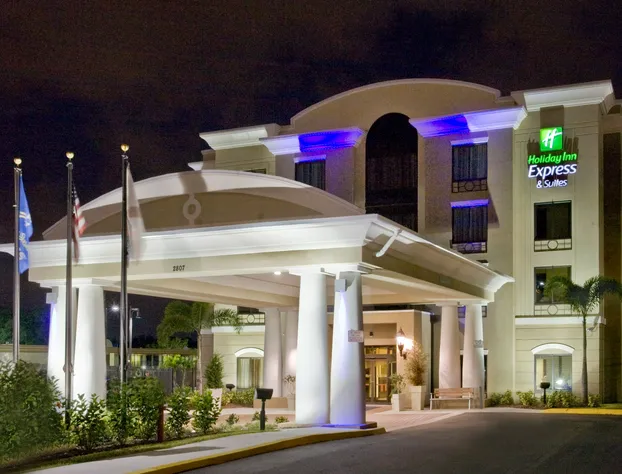 Holiday Inn Express & Suites Tampa USF Busch Gardens by IHG hotel detail image 1