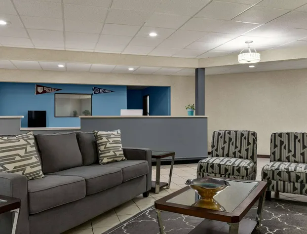 Super 8 by Wyndham Grove City hotel detail image 3