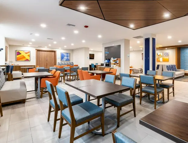 Holiday Inn Express Van Nuys by IHG hotel detail image 4