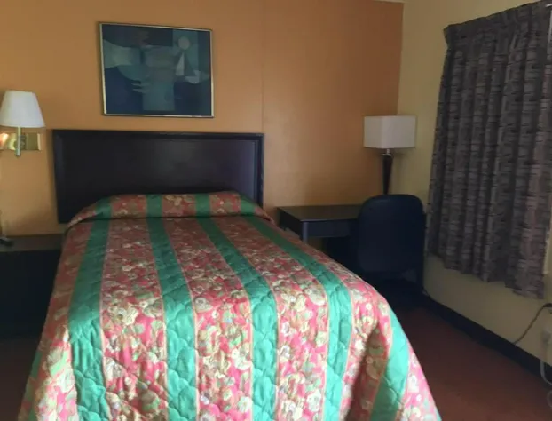 Skyland Inn hotel detail image 3