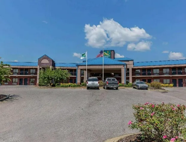 Quality Inn Calera I-65 exit 231 hotel detail image 2