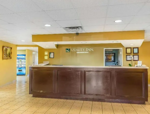 Quality Inn Calera I-65 exit 231 hotel detail image 4