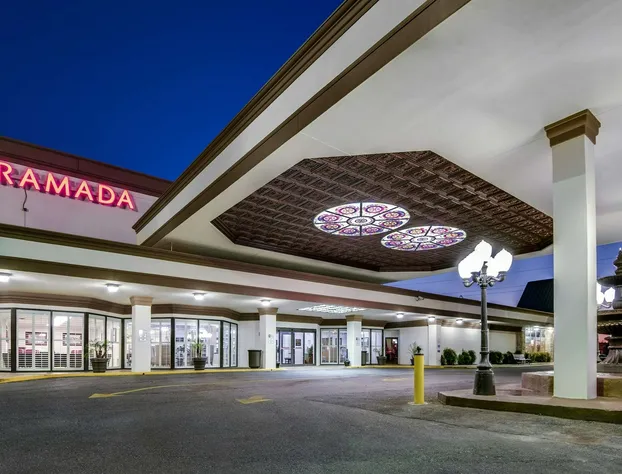 Ramada by Wyndham Metairie New Orleans Airport hotel detail image 3