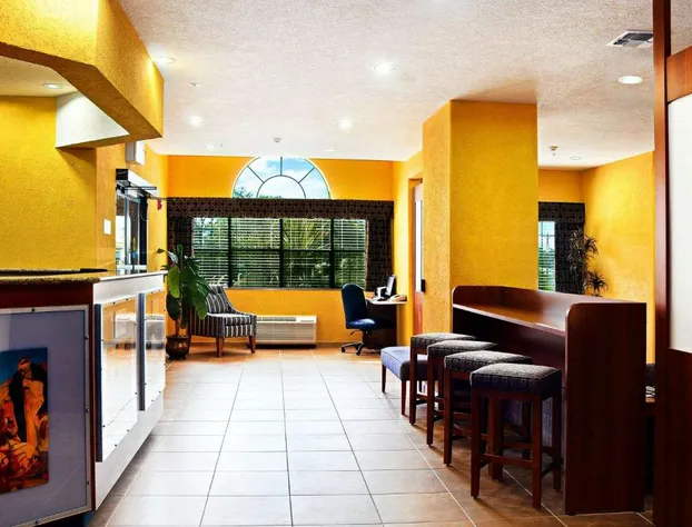 Microtel Inn & Suites by Wyndham New Braunfels hotel detail image 4