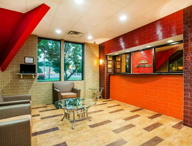 Howard Johnson by Wyndham North Plainfield hotel detail image 2