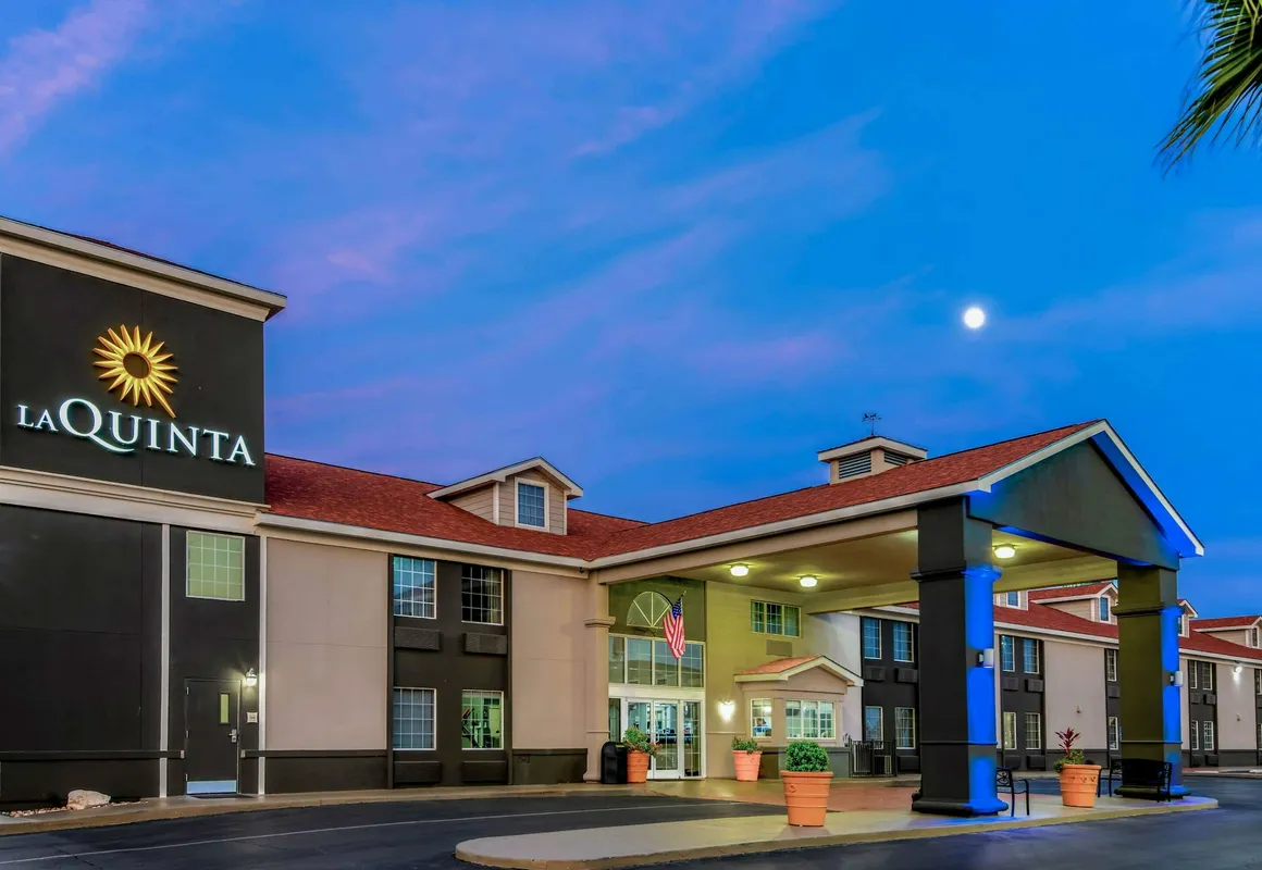 La Quinta Inn by Wyndham San Antonio Brooks City Base hotel hero