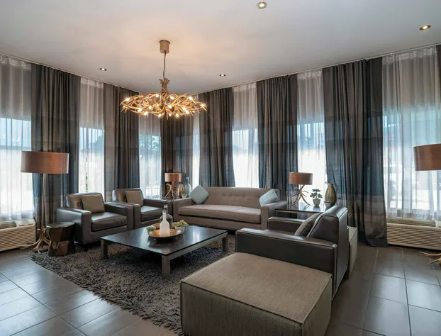 Sandman Hotel Vernon hotel detail image 2