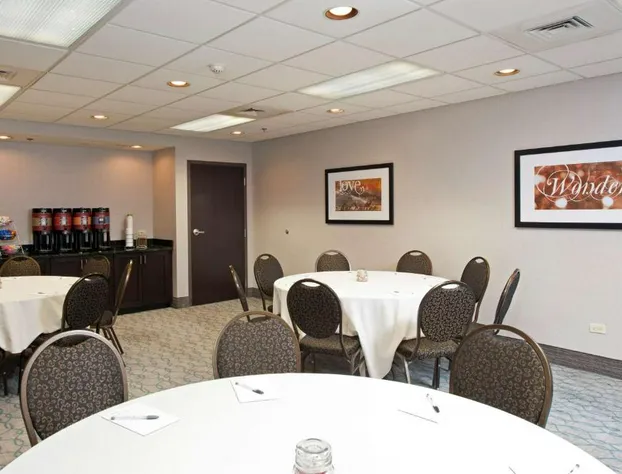 Hampton Inn & Suites Chicago/Lincolnshire hotel detail image 3