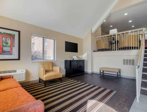 Studio 6 Suites Greenville, SC - Haywood Mall hotel detail image 4