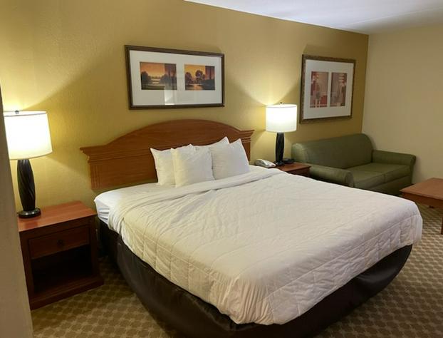 Quality Inn & Suites hotel detail image 2