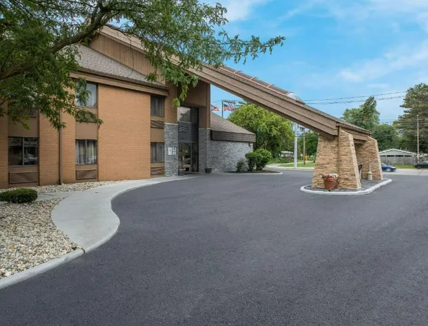 Quality Inn Toledo Westgate hotel detail image 1