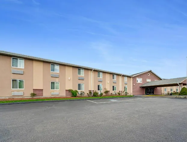 Americas Best Value Inn Foxboro hotel detail image 2