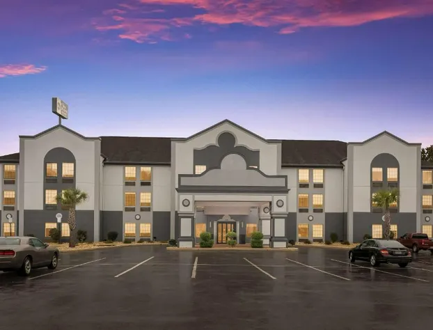 Best Western Bradbury Inn & Suites hotel detail image 1