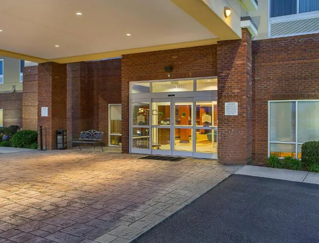 Fairfield Inn & Suites Cookeville hotel detail image 1