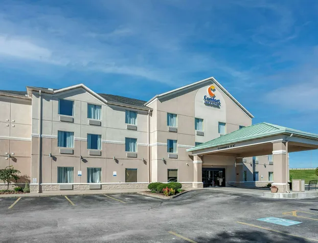 Comfort Inn & Suites Dayton Northwest - Englewood hotel detail image 1