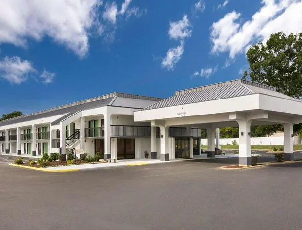 Quality Inn Emporia hotel detail image 1