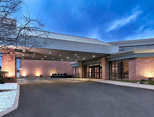 Clarion Hotel Milwaukee Airport hotel detail image 2