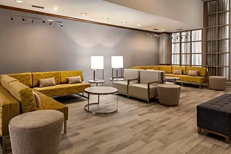 Clarion Hotel Milwaukee Airport hotel detail image 4