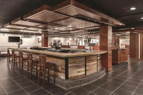 Clarion Hotel Milwaukee Airport hotel detail image 4