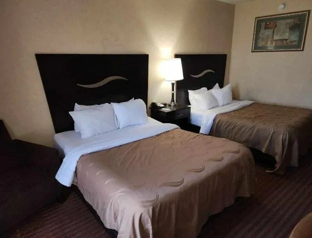 Quality Inn & Suites Somerset Downtown hotel detail image 3