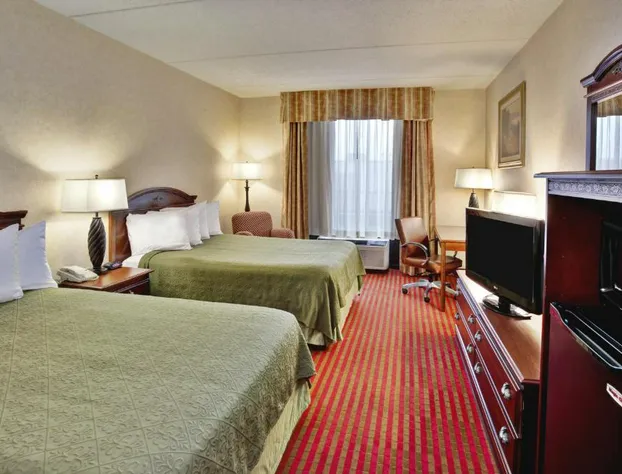 Quality Inn & Suites Somerset Downtown hotel detail image 3