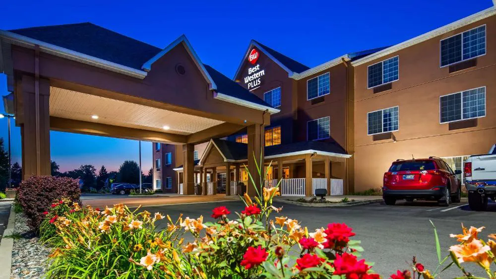 Best Western Fort Wayne Inn & Suites North hotel hero