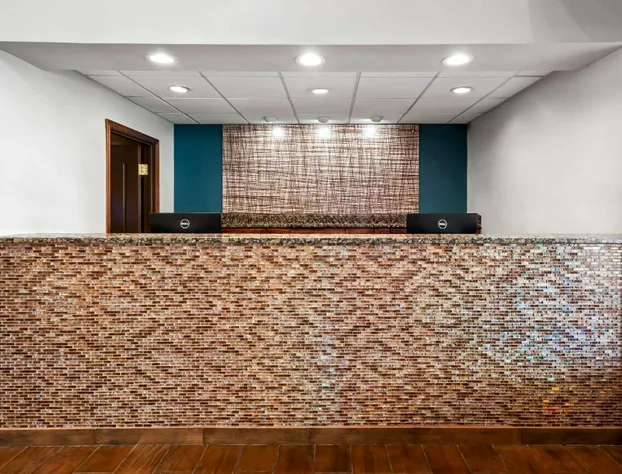 Best Western Fort Wayne Inn & Suites North hotel detail image 2