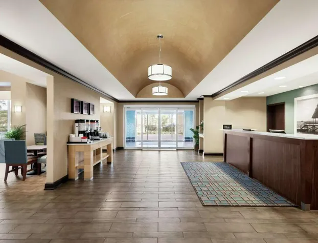 Hampton Inn & Suites Brunswick hotel detail image 4