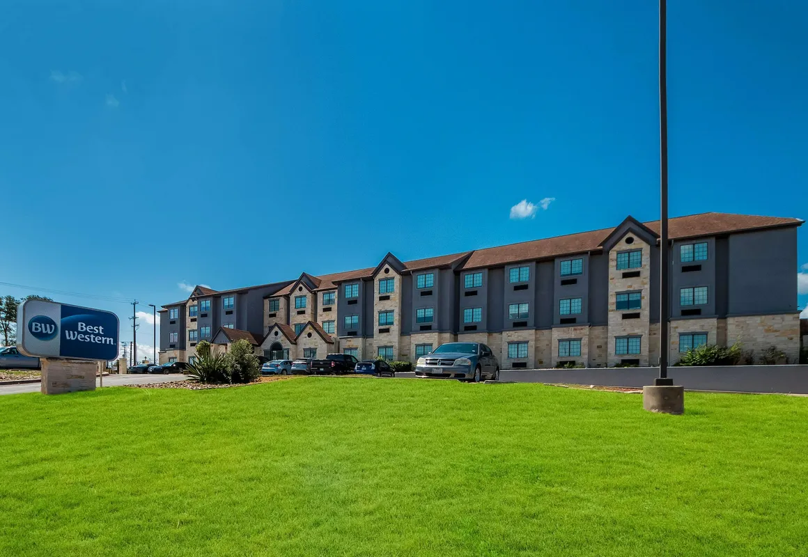 Best Western SeaWorld San Antonio hotel hero