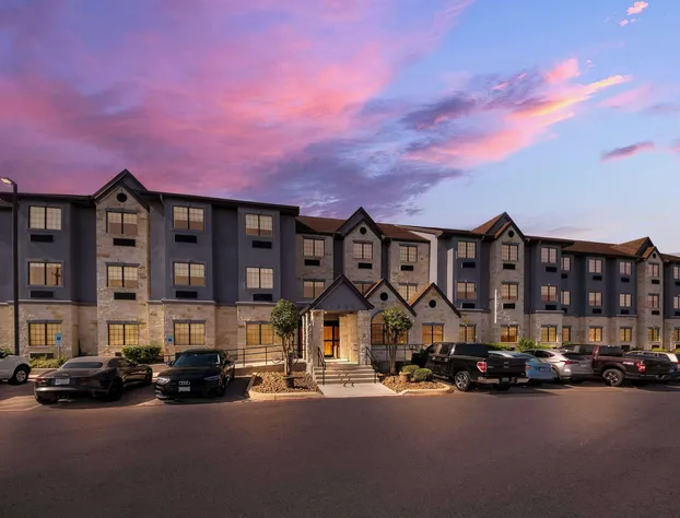 Best Western SeaWorld San Antonio hotel detail image 1