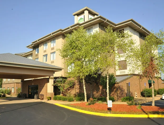 Wingate by Wyndham Bowling Green hotel detail image 1