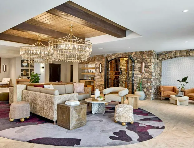 Bellasera Hotel & Suites Paso Robles, Tapestry by Hilton hotel detail image 4