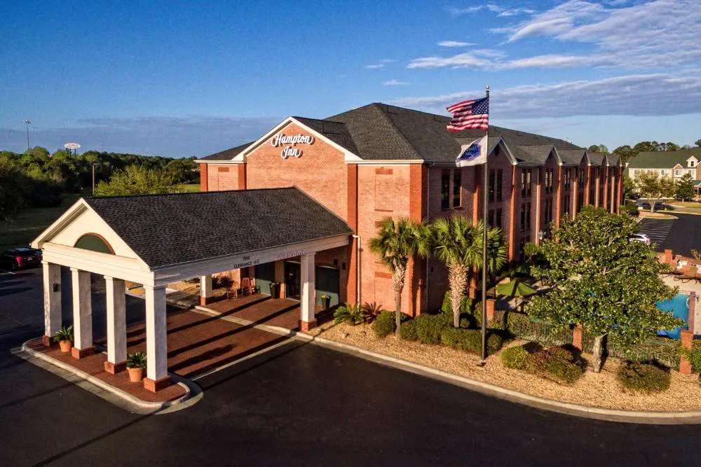 Hampton Inn Savannah-I-95-North hotel hero