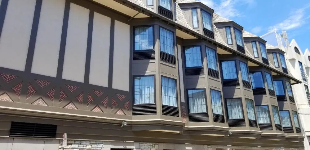 Chelsea Inn hotel hero