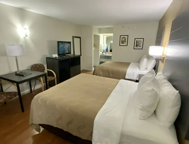 Quality Inn Branson - Hwy 76 Central hotel detail image 3