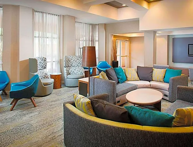 Courtyard by Marriott West Palm Beach Airport hotel detail image 2