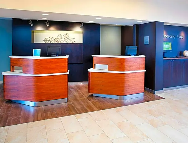 Courtyard by Marriott West Palm Beach Airport hotel detail image 1