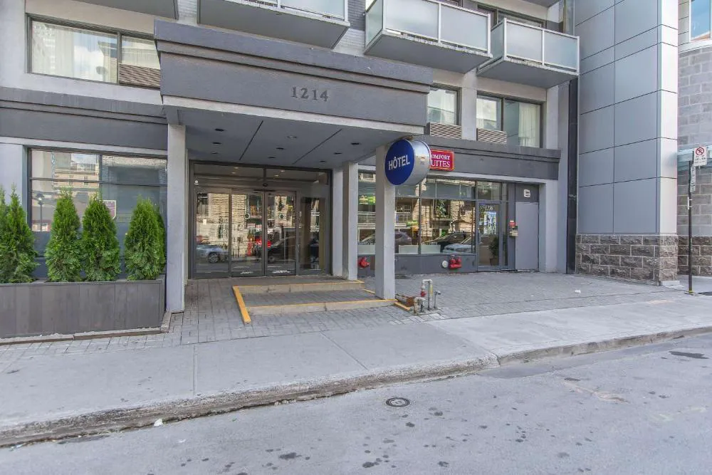 Comfort Suites Downtown hotel hero