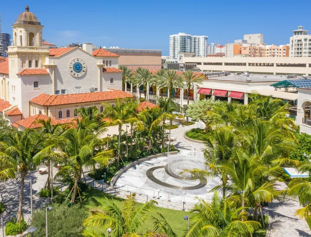 DoubleTree by Hilton Hotel West Palm Beach Airport hotel detail image 2