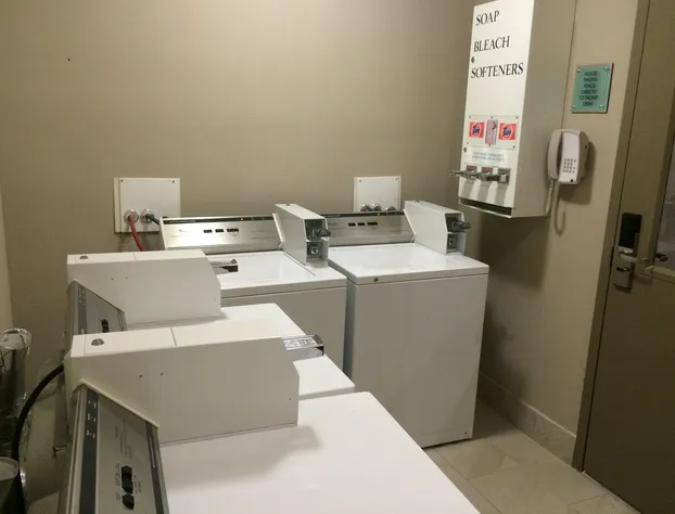 DoubleTree by Hilton Hotel West Palm Beach Airport hotel detail image 4