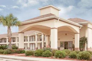 Howard Johnson by Wyndham Lafayette hotel hero