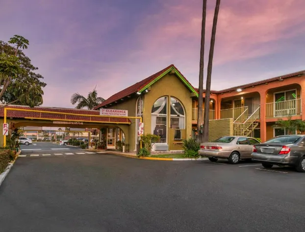 Vagabond Inn Costa Mesa hotel detail image 2